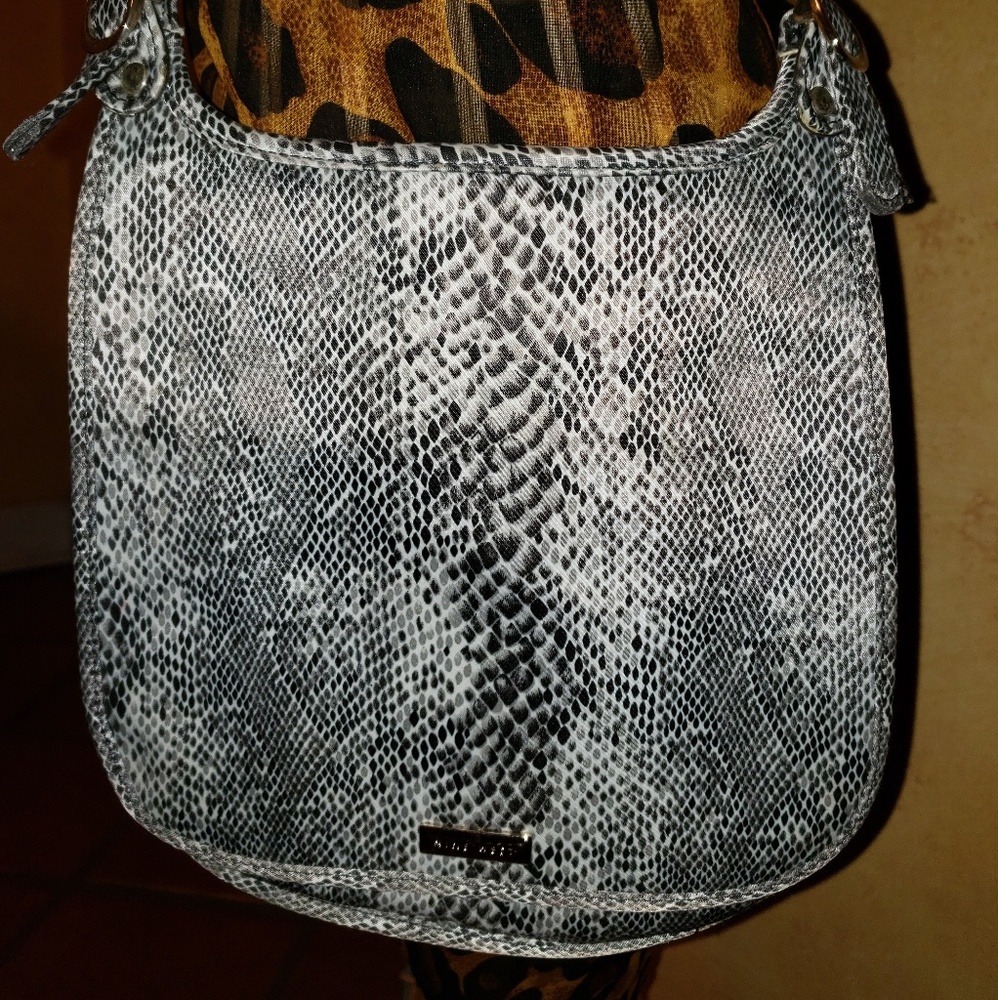 9 West Crossbody Print bag